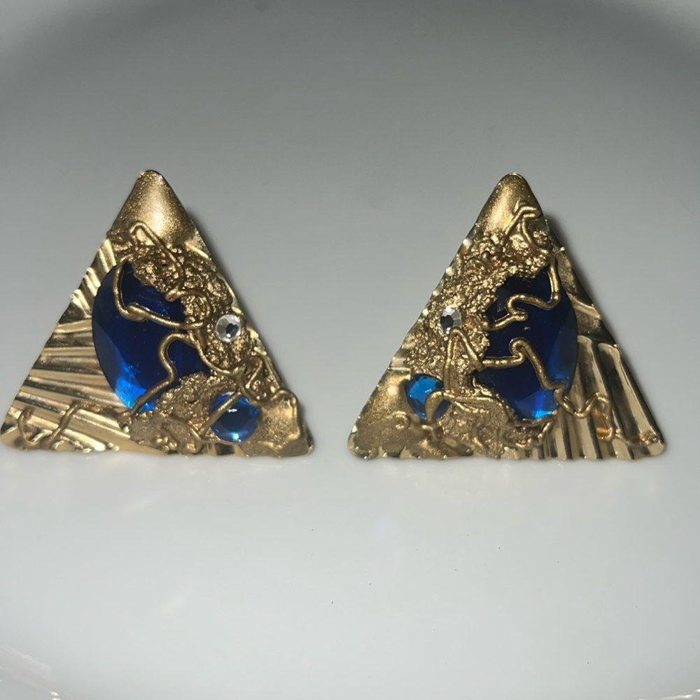 Vintage Artsy Earrings